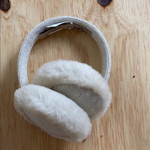 UGG Accessories - ugg earmuffs